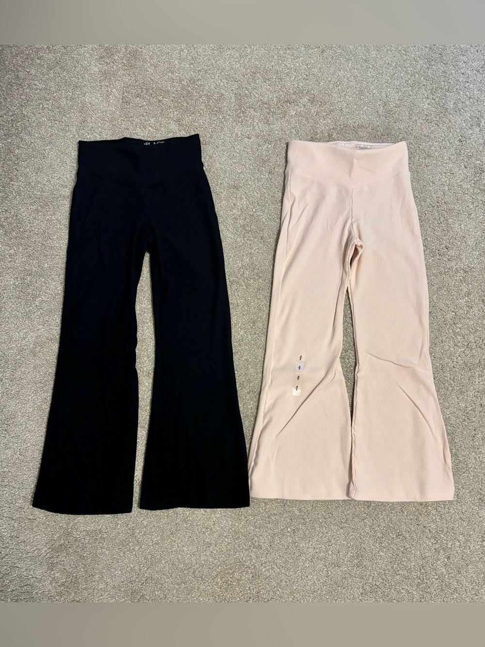 New The Children's Place Black & Light Pink Flared Leggings Size Small 5/6